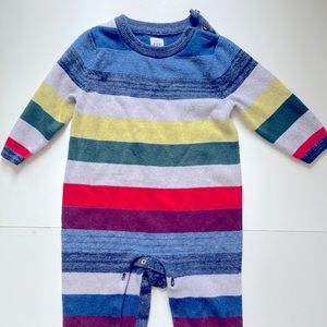 baby Gap • 12-18 month • One piece •